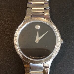 Movado Smartwatch Silver Black Minimalist Design